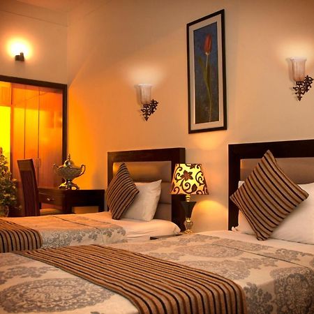 Royal Elegance Hotel Lahore Bagian luar foto