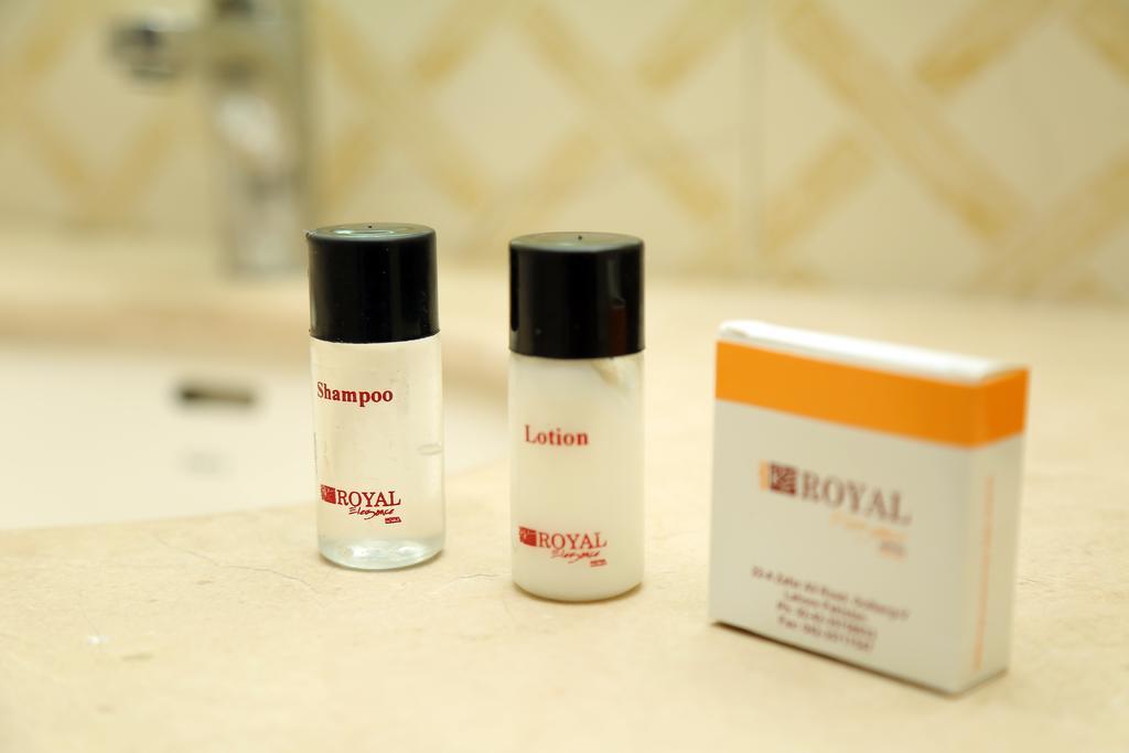 Royal Elegance Hotel Lahore Bagian luar foto